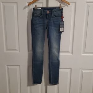 BRAND NEW True Religion Super Skinny Jeans